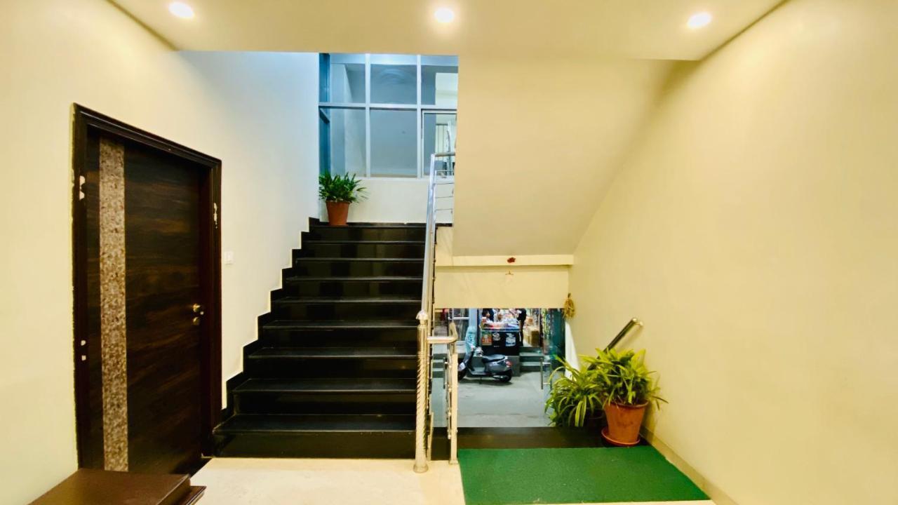 Hotel Pulse Inn Near Railway Station Τζαϊπούρ Εξωτερικό φωτογραφία