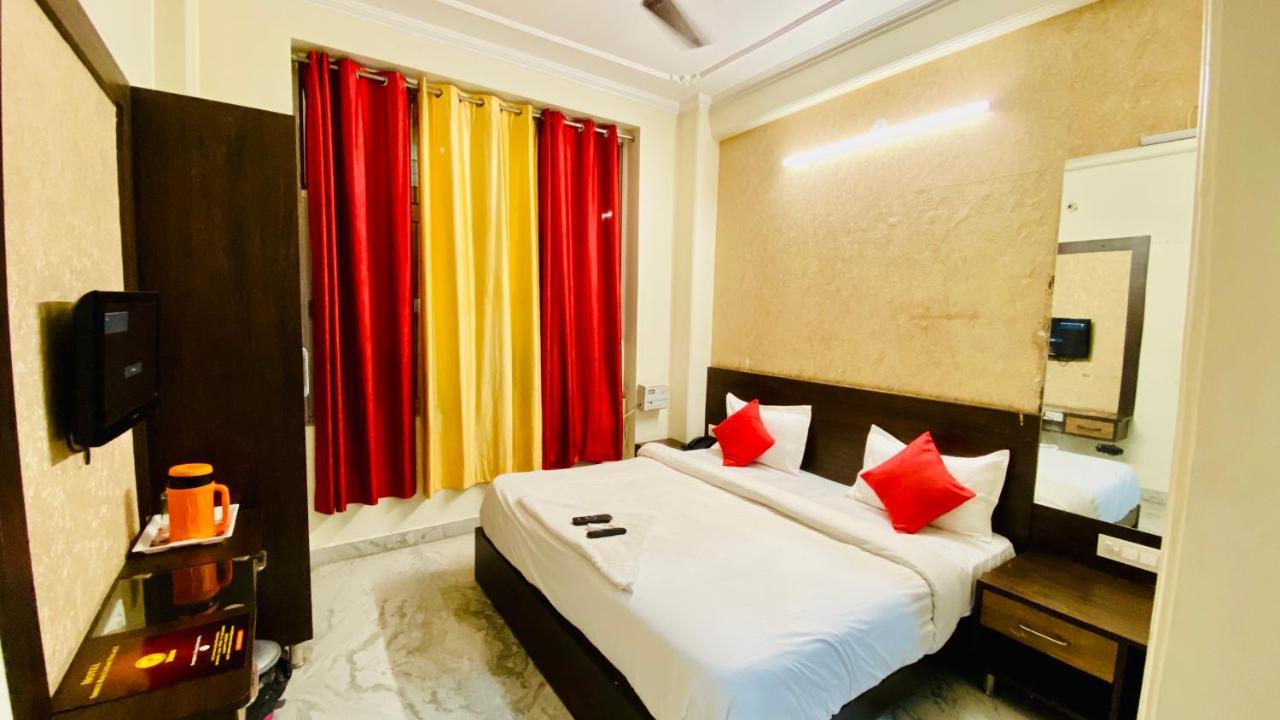 Hotel Pulse Inn Near Railway Station Τζαϊπούρ Εξωτερικό φωτογραφία