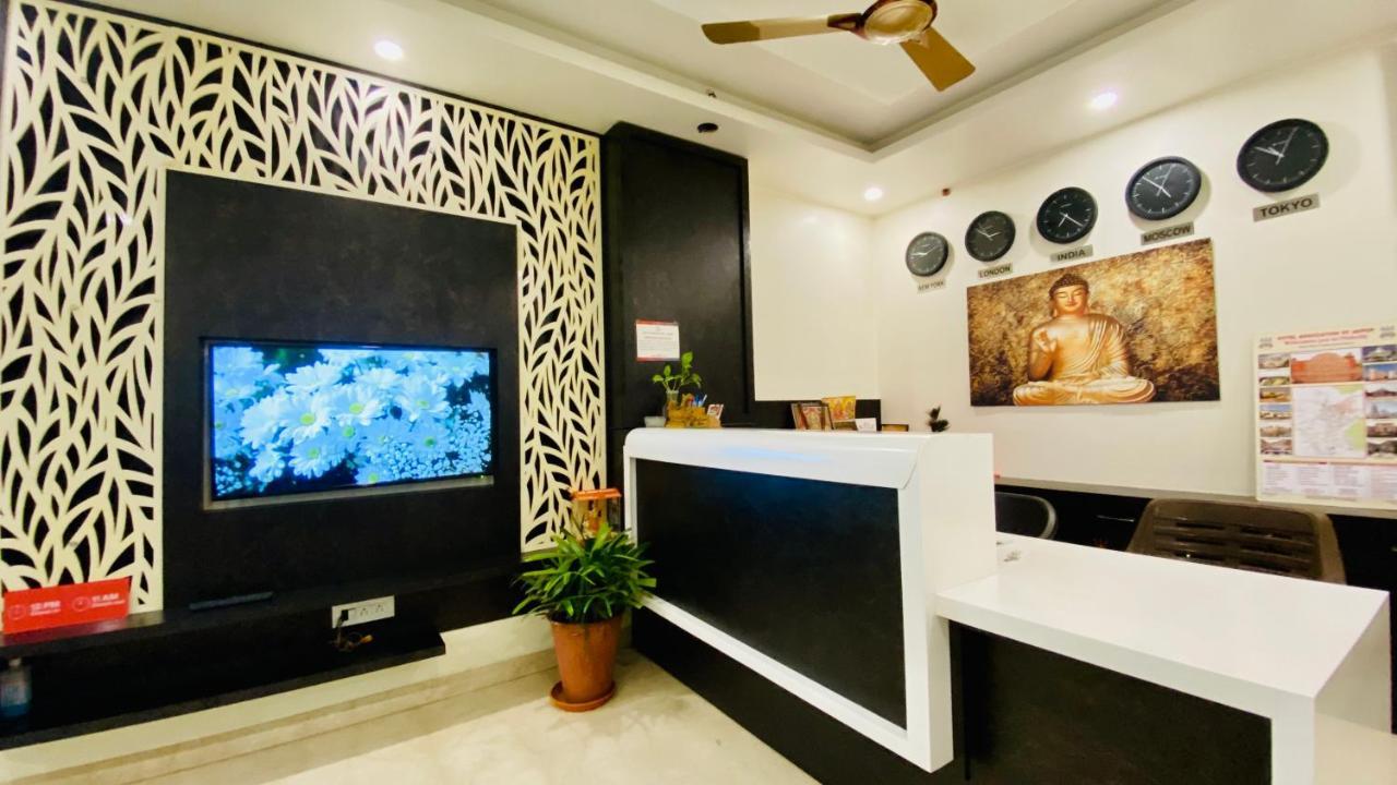 Hotel Pulse Inn Near Railway Station Τζαϊπούρ Εξωτερικό φωτογραφία