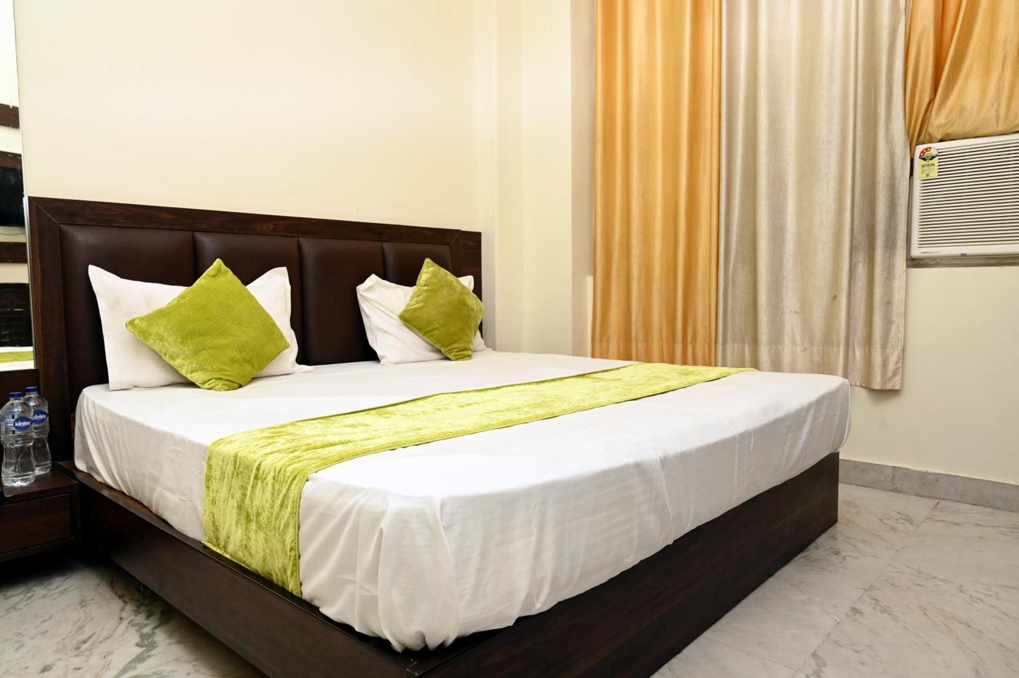 Hotel Pulse Inn Near Railway Station Τζαϊπούρ Εξωτερικό φωτογραφία