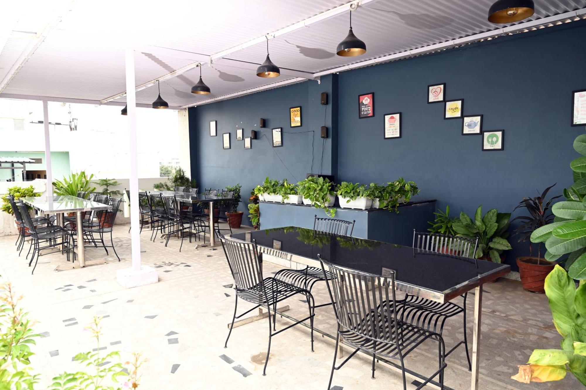 Hotel Pulse Inn Near Railway Station Τζαϊπούρ Εξωτερικό φωτογραφία